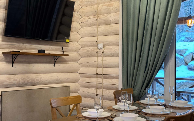 Частный дом У друзей сруб