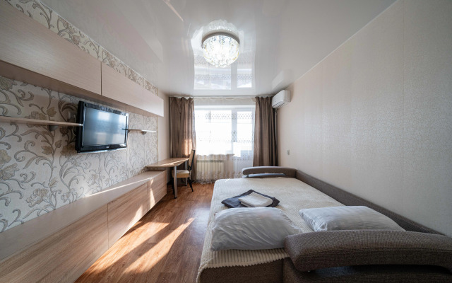 Апартаменты Двухкомнатные на Шелеста 112