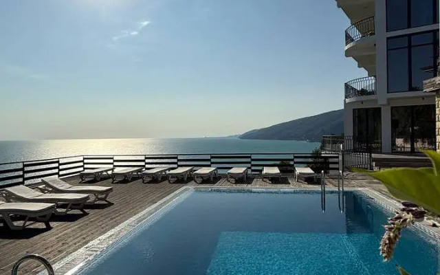 Kiton Apartment Hotel