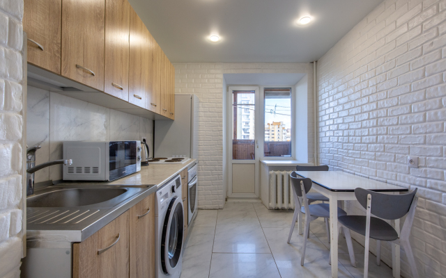 Апартаменты Трехкомнатные "Ладгорна" на Победителей