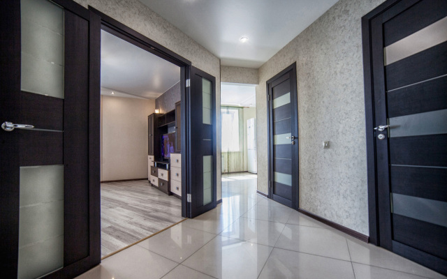 Na Novo-Chernushenskom Apartment