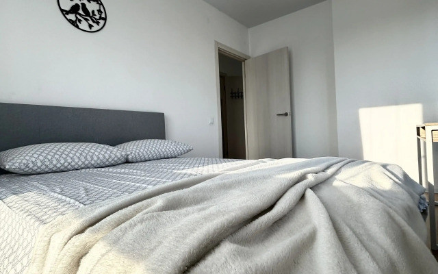 Квартира у метро 21 этаж