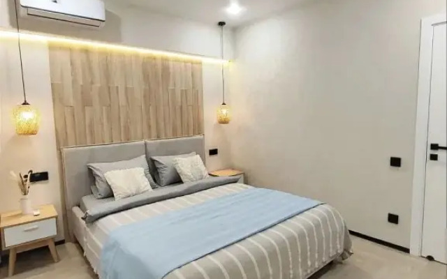 2-Komnatnaya V Samom Tsentre Sochi Flat