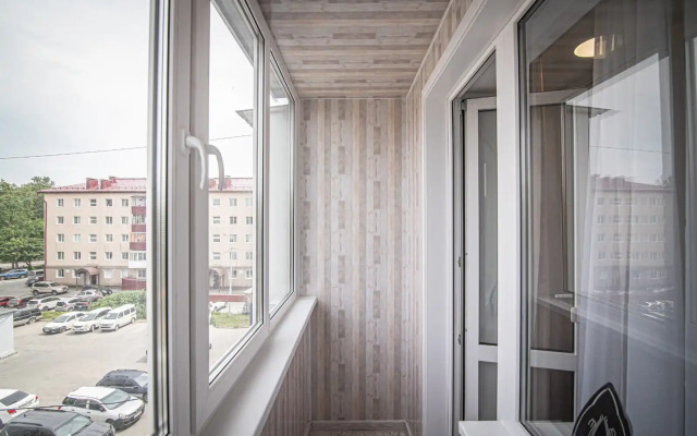 Trehkomnatnaya V Tsentre Yuzhno-Sakhalinska Flat