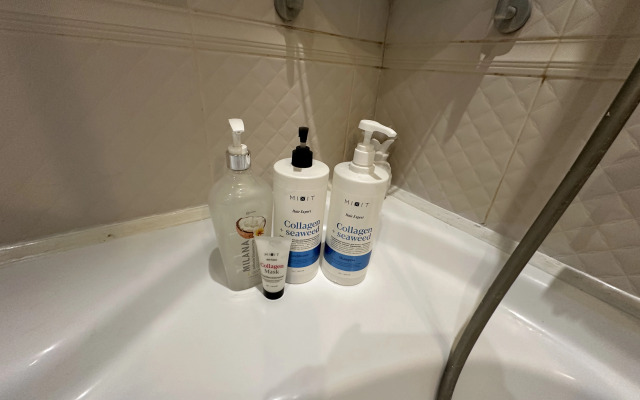 Квартира Хрустальная 37к1