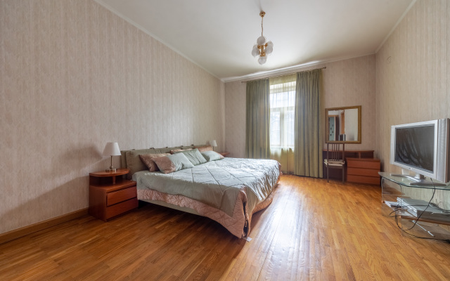 Mark Apart Petrogradsky Apartments