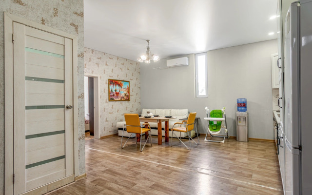 Na Dekabristov 17 Flat