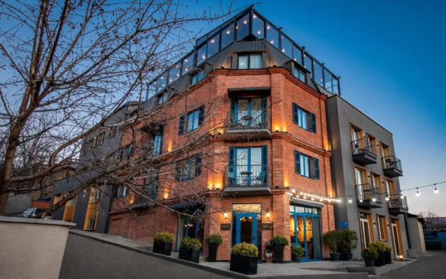 Отель Address 9D