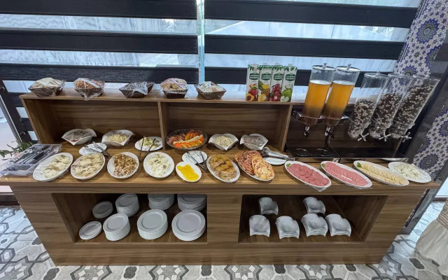 Курортный отель Shosh Garden Family