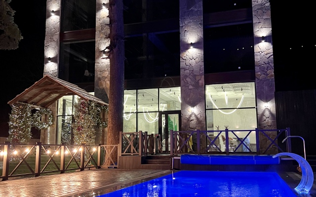 Tash Maral Hotel