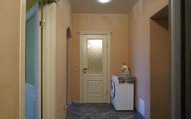 Prudy Nansena Apartments