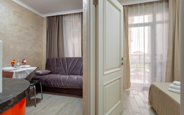 Uyutnaya dlya 4 gostey ryadom s parkom Yuzhnoy kul'tury Flat