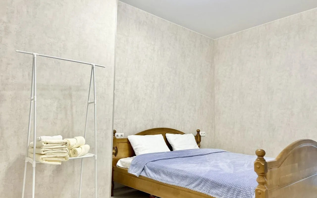 Na Naberezhnoy Pushkina, 17litb Apartment
