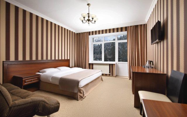 Kurortnyj otel' Grand-Otel'