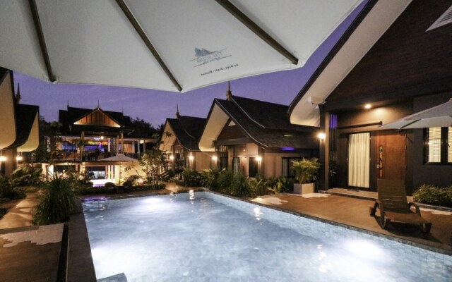 The Scene Cliff View Villas Hotel