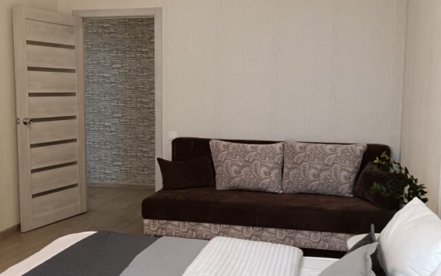 Koltsovo Bakhchivandzhi 15 Apartments