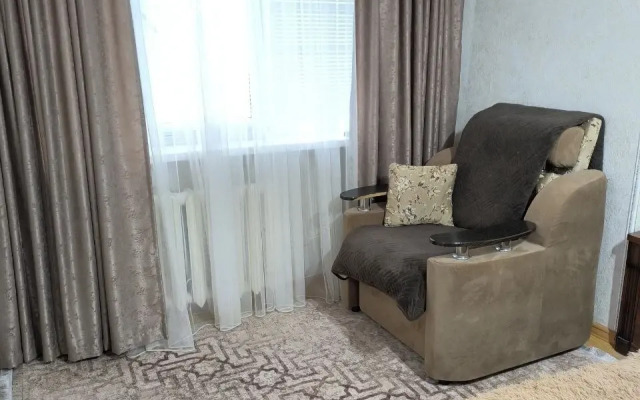 Na Ulitse Mechnikova 159 Flat
