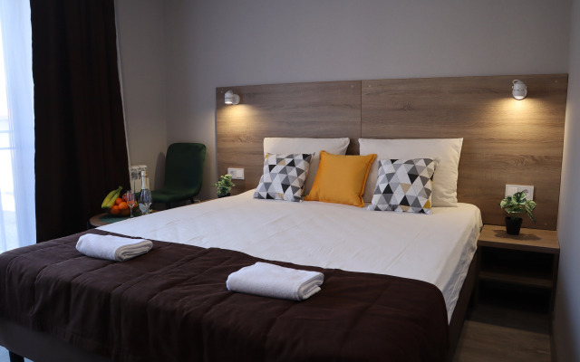 Polyana 315 Guest House