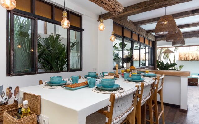 Villa Metisse by Villa Finder