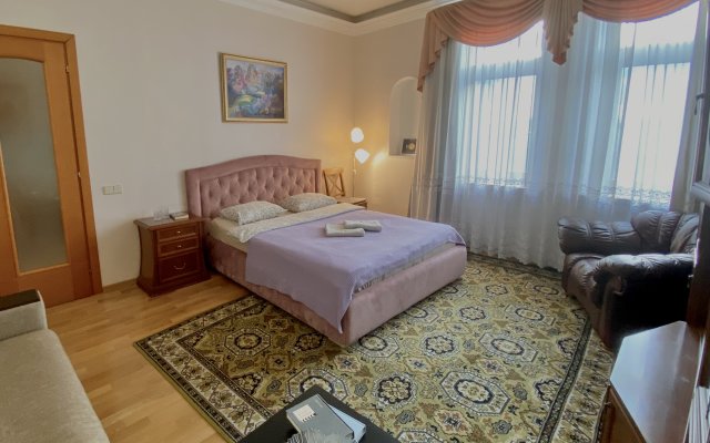 Suite With Kremlin View Tverskaya Apartments