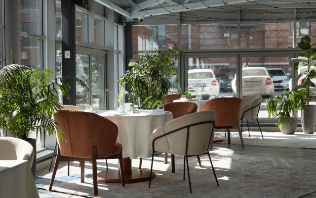 Nesterov Plaza Hotel