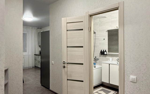 Elegantnaya Yevro 2 U Platonovskogo Flat