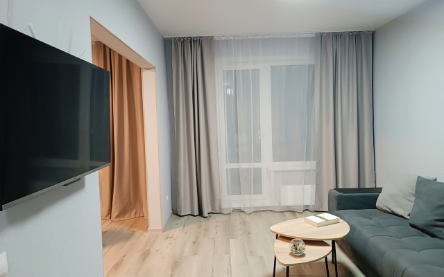 S Fontanom Vo Dvore Flat