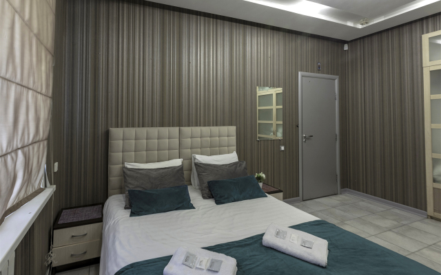 URoom Mini-Hotel