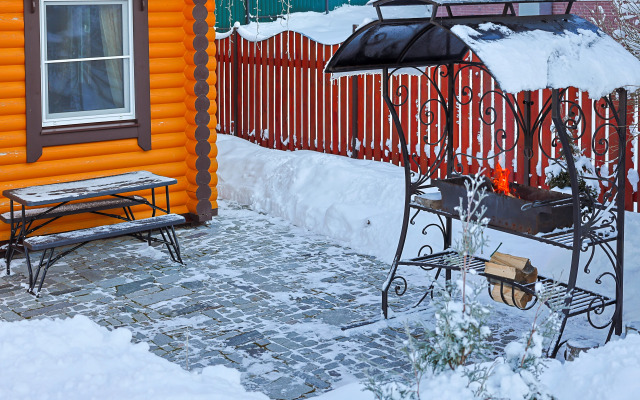 Sovushkin Dom Guest House