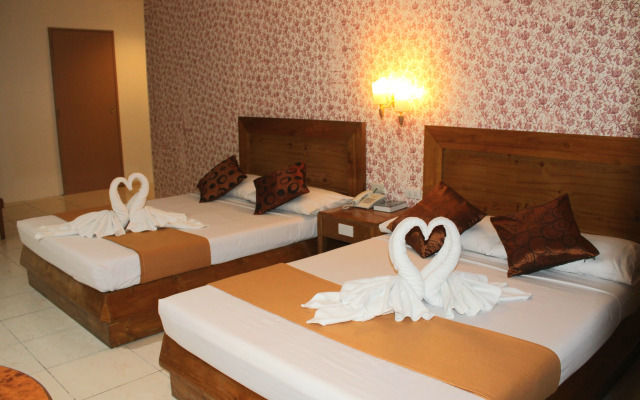 Rosas Garden Hotel