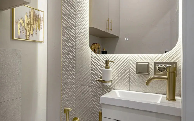 4-room VIP dlya 8 gostey Apartment