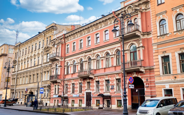 Апартаменты в центре города у метро Чернышевская