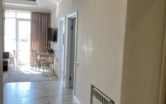 Na Ulitse Pervomayskoy 1 Flat