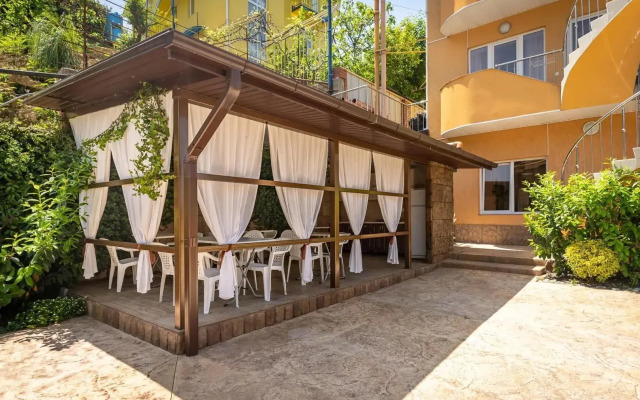 Меблированные комнаты в гостевом доме Буржуазия