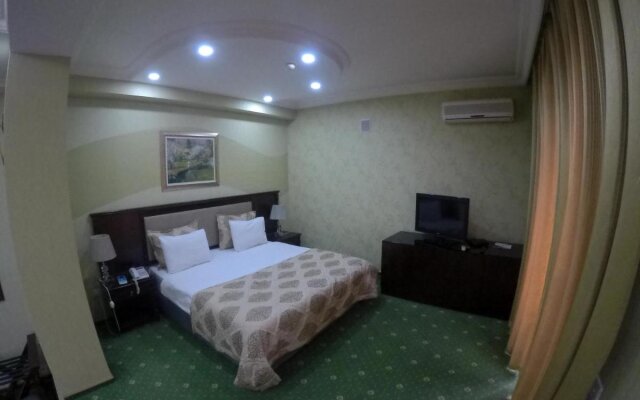 Premier Hotel (by Travel Agency)