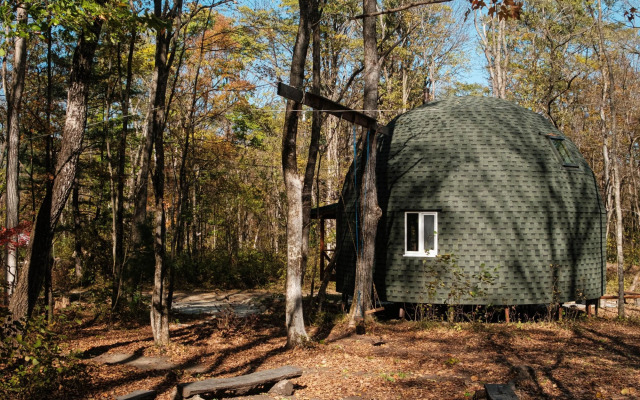 Частный дом сфера у Пидана