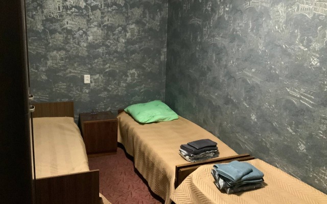 Квартира 3-х комнатная на Кирова 33 (2-й этаж)