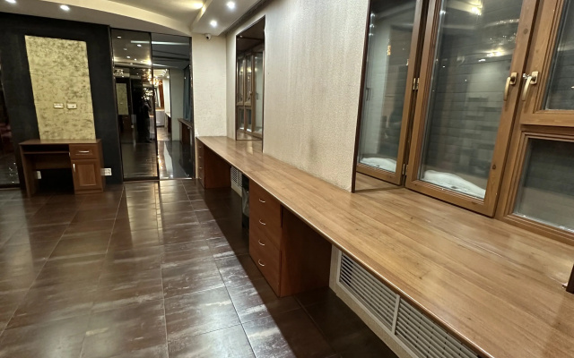 Uyutnaya Pyatikomnatnaya V Tsentre Na Ulitse Komsomolskaya Flat