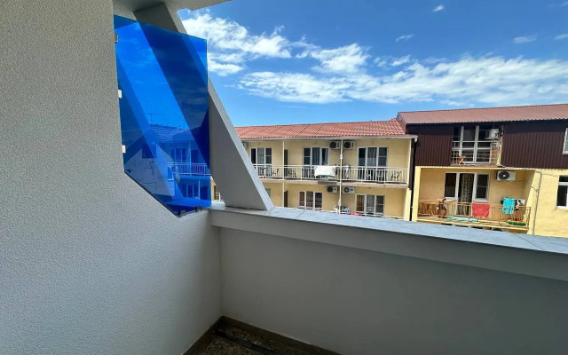 Na Ulitse 8 Marta 10 Apartment