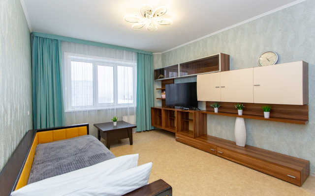 Bolshaya Sovremennaya Treshka U Zooparka Flat