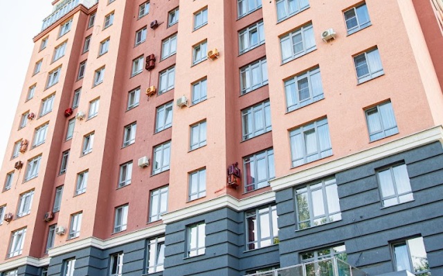 Na Bulvare Stroiteley 28g Apartments