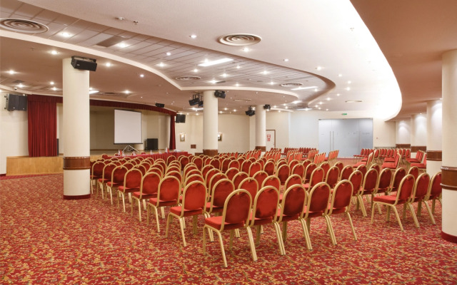 Отель AZIMUT Сити Отель Олимпик Москва World Atomic Week