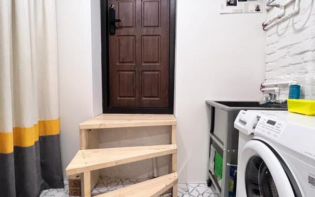 Zdes byl M.Gorykiy Apartments