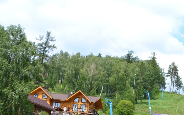 GLK Solnechnaya Dolina S Prekrasnym Vidom Apartments