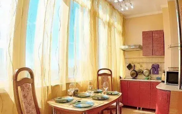 Na Pervomayskoy Ulitse 13 Apartments