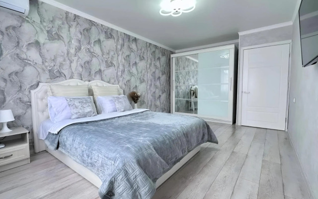 Квартира новая в центре города