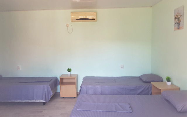 Nadezhda Mini hotel
