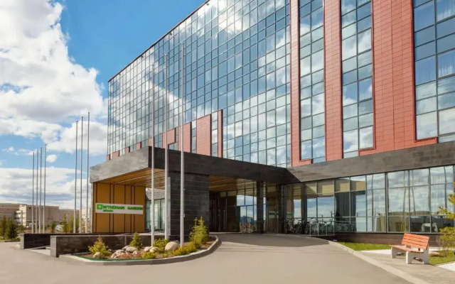 Wyndham Garden Astana Hotel
