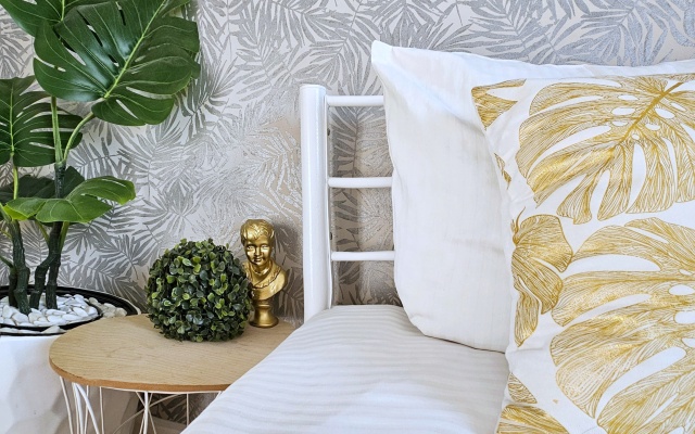 Апартаменты ФлаНск на Крылова 2