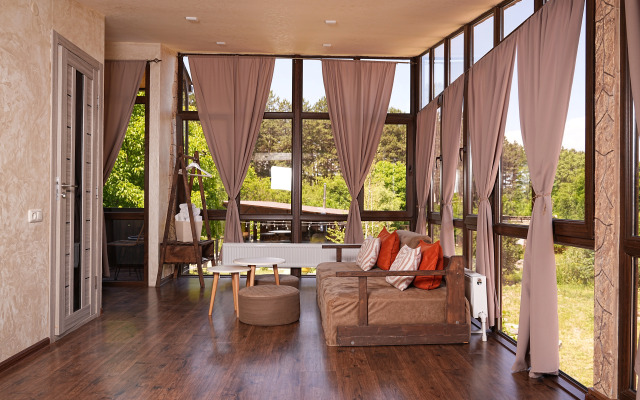 Hotel EcoLife Lodge & Restaurant